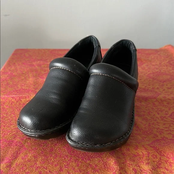 b.o.c. Black Slip-On Shoes - Picture 1 of 6